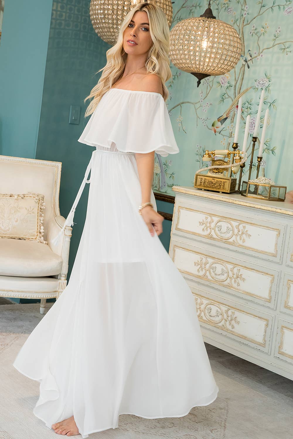 OFF-SHOULDER-MAXIKLEID