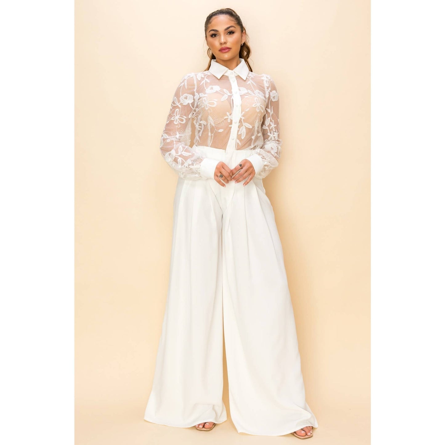 SP435122-1 - LACE TOP AND SOLID PANTS SET