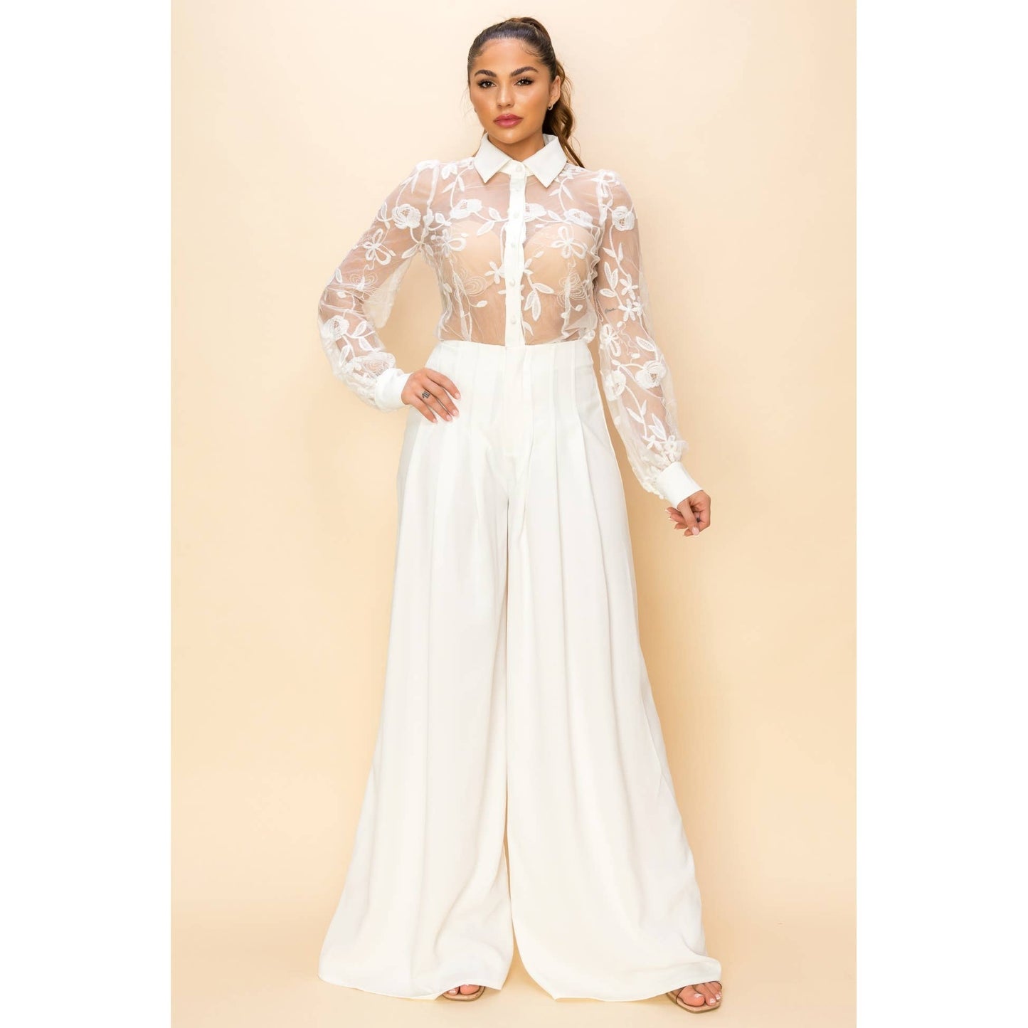SP435122-1 - LACE TOP AND SOLID PANTS SET