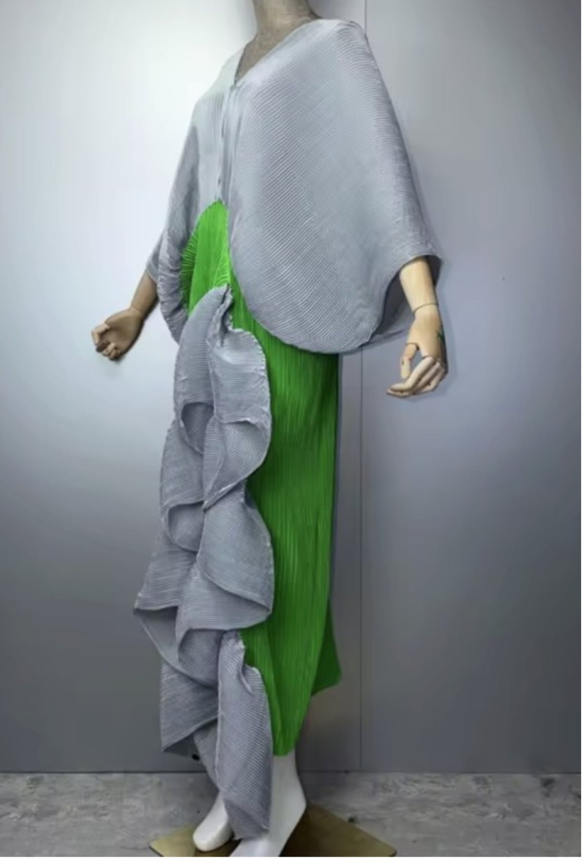 Pleated ruffle Dress Lime
